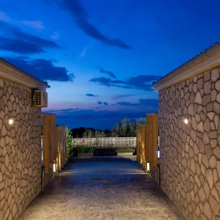 Ionian Harmony Luxury * Tsoukaládhes